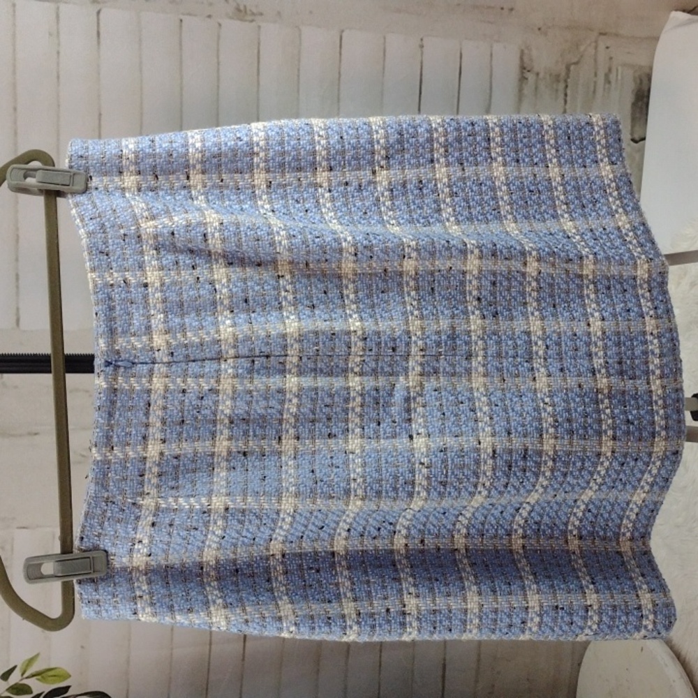 Requirements Light Blue and White Tweed Blazer With Skirt Size 16 - Picture 11 of 12